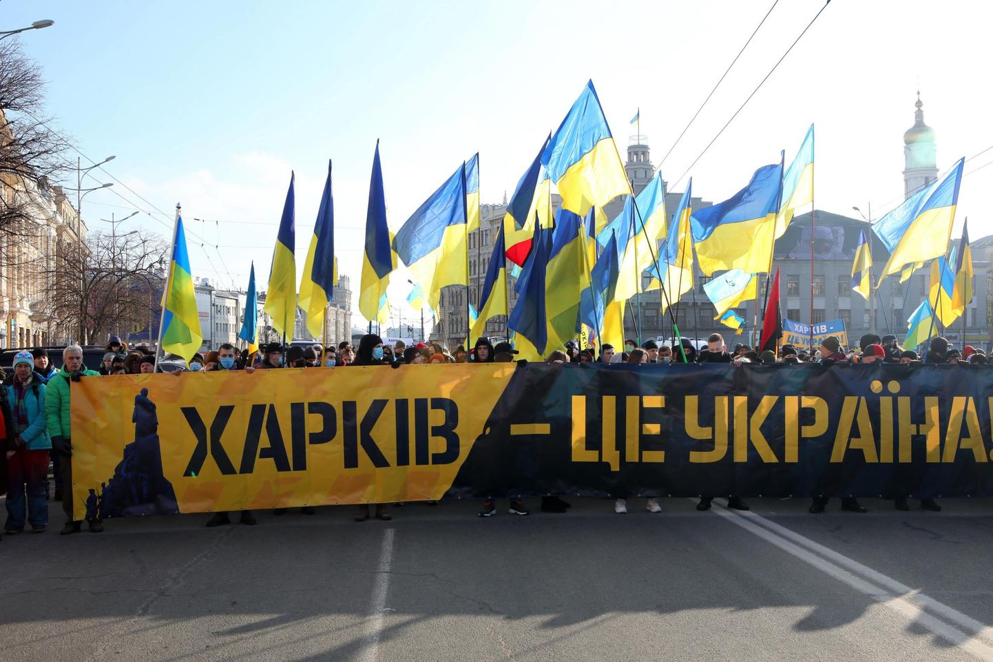 Tänavu veebruaris enne Venemaa sõjaväe reetlikku tungimist Ukrainasse Harkivis peetud solidaarsusmeeleavaldus, kus rõhutati, et Harkiv on osa Ukrainast.