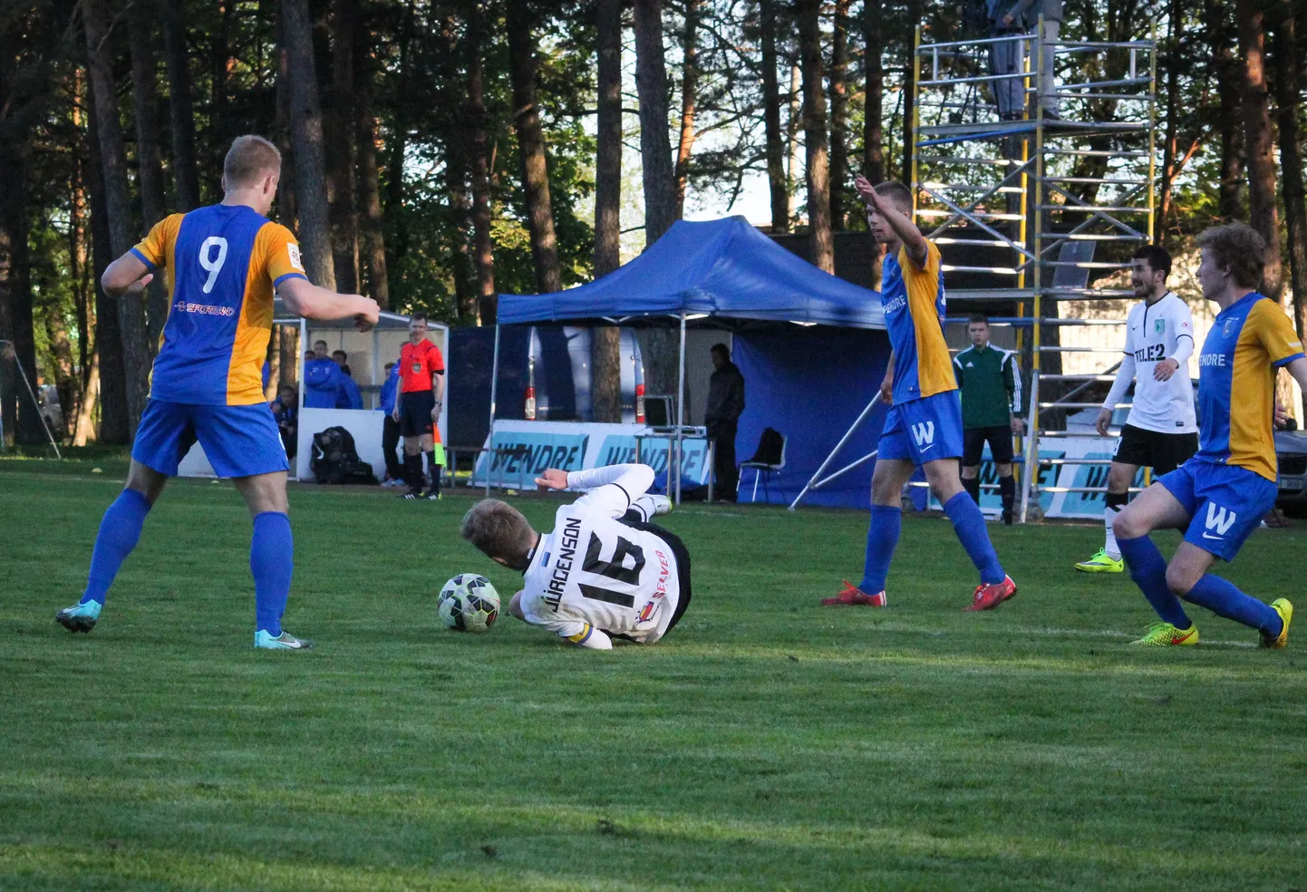 Pärnu linnameeskond kohtus Eesti jalgpalli meistriliiga 12. voorus FC Floraga.
