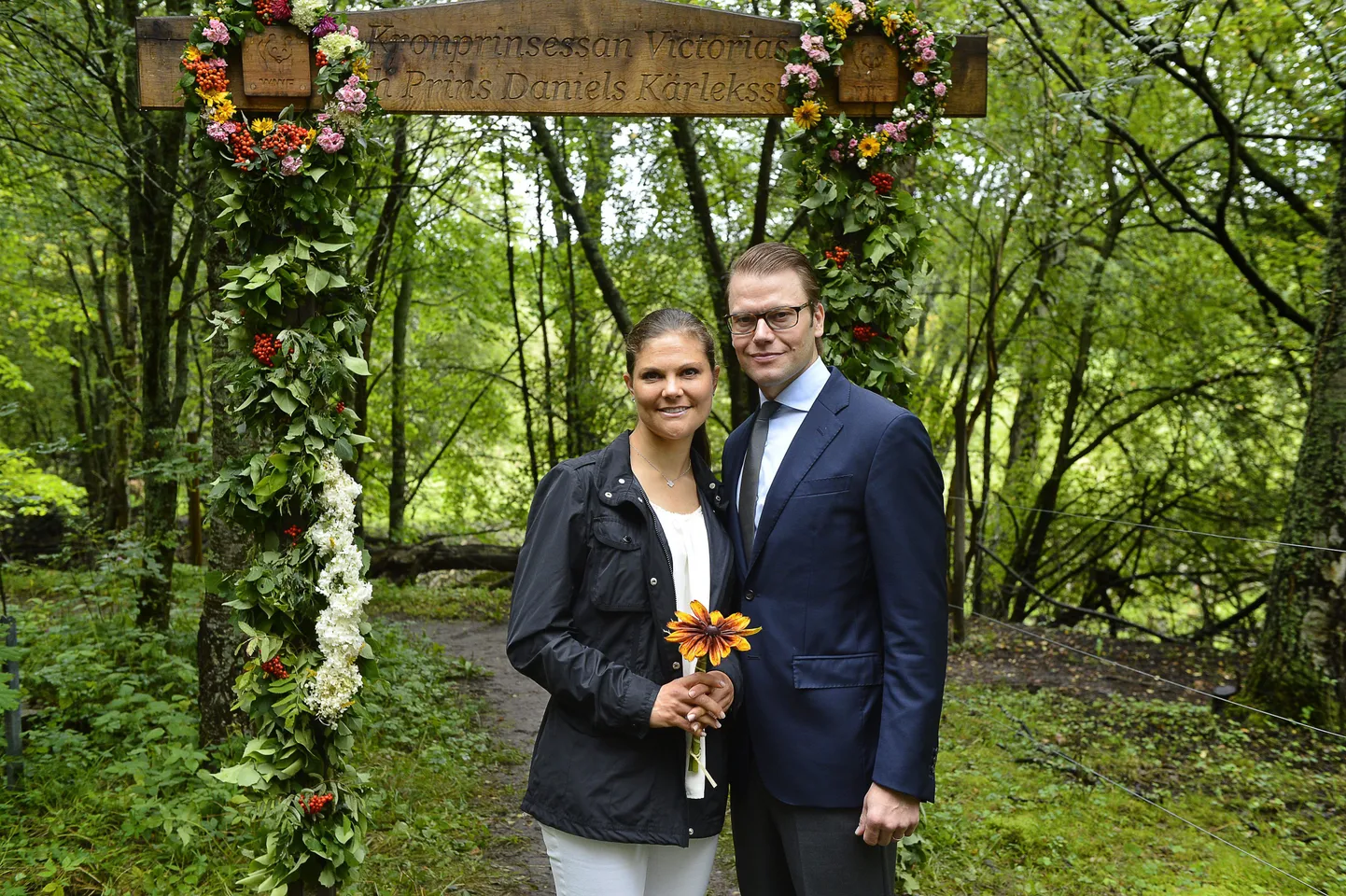 Kroonprintsess Victoria ja prints Daniel jalgtee avamisel