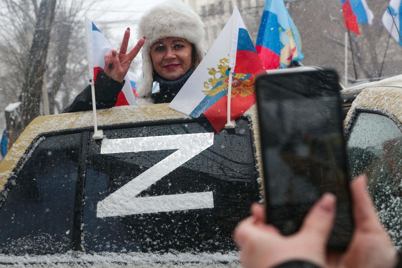 Eesti seaduseloojad kavatsevad sellised Z-tähed, millega inimesed avaldavad Venemaal toetust president Vladimir Putini algatatud sõjale Ukraina vastu, teha siinses avalikus ruumis keelustatuks ja karistatavaks.
