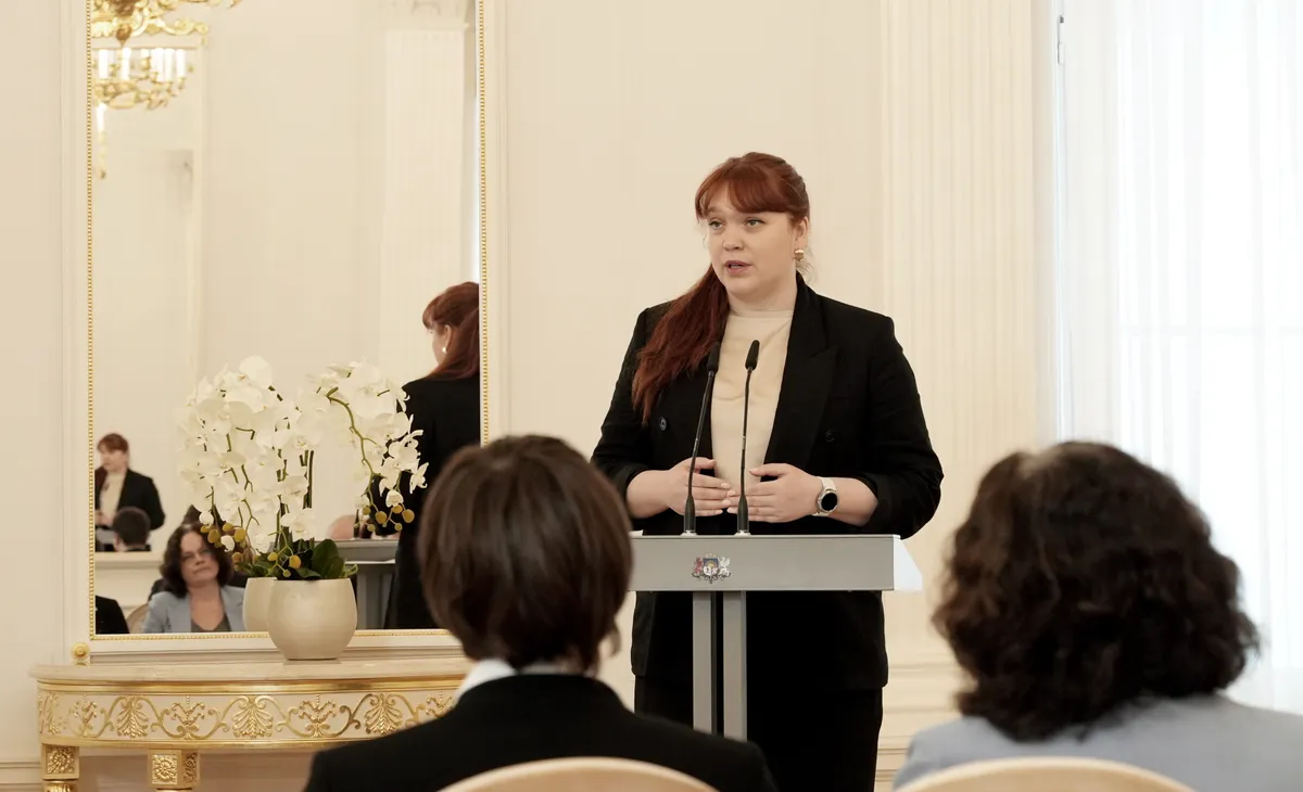 Министр культуры Агнесе Логина во время дискуссии о будущем общественных СМИ в Рижском замке