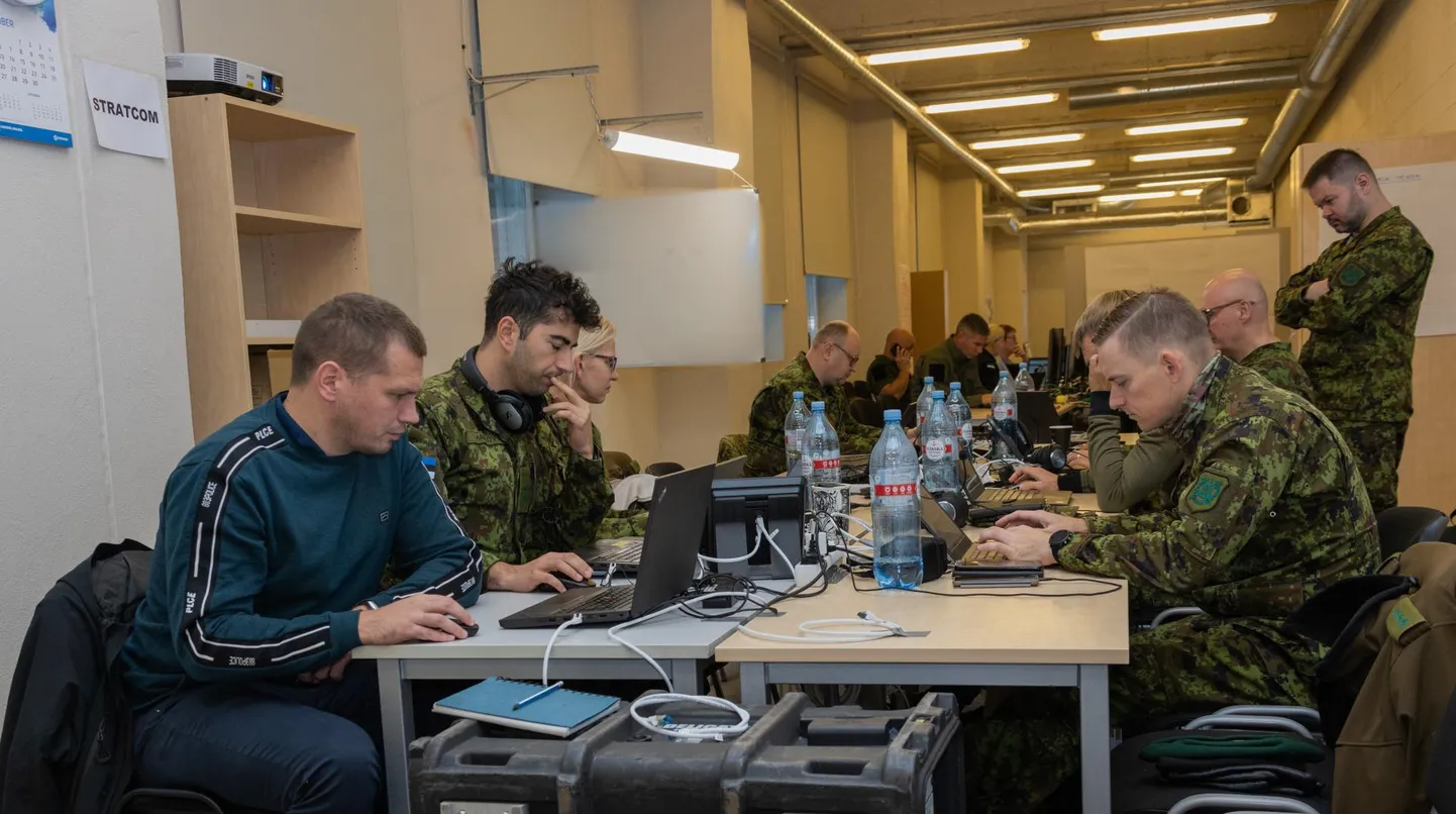 Õppus Decisive Lancer on kaitseväe staabiõppus, kus harjutatakse ringkondade juhtimispunktide ette valmistamist sõjaaja ülesannete täitmiseks.