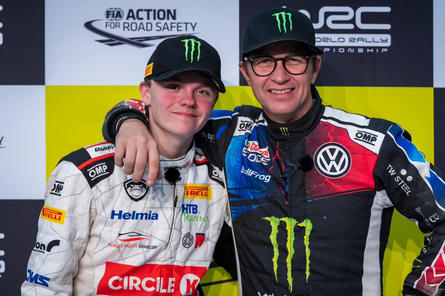 Petter Solberg koos oma poja Oliveriga.