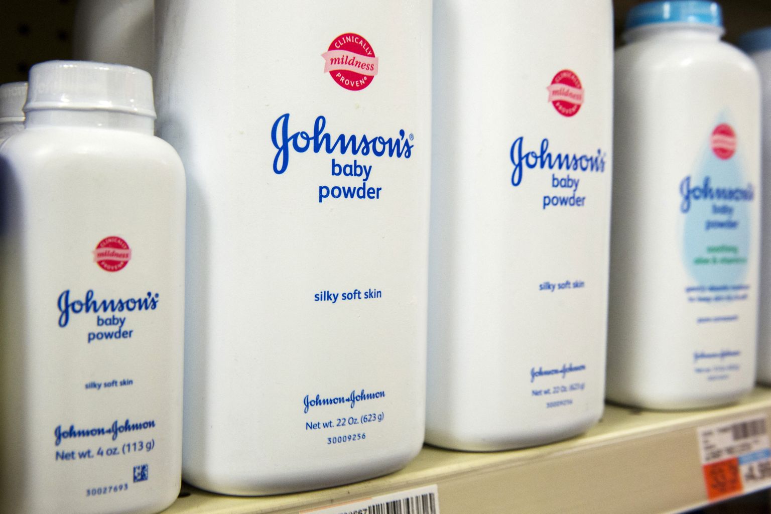 Johnson & Johnson beebipulber, mis väidetavalt põhjustab vähki.