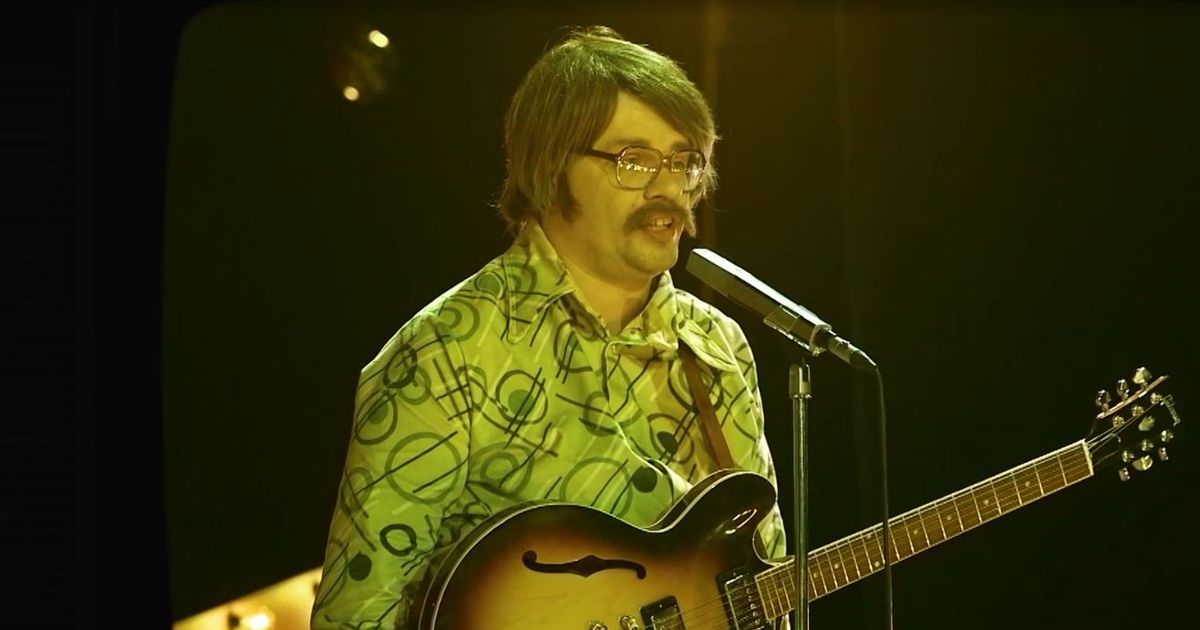 Фадеев, Ургант, Киркоров и другие вспоминают барда-легенду в фильме ...