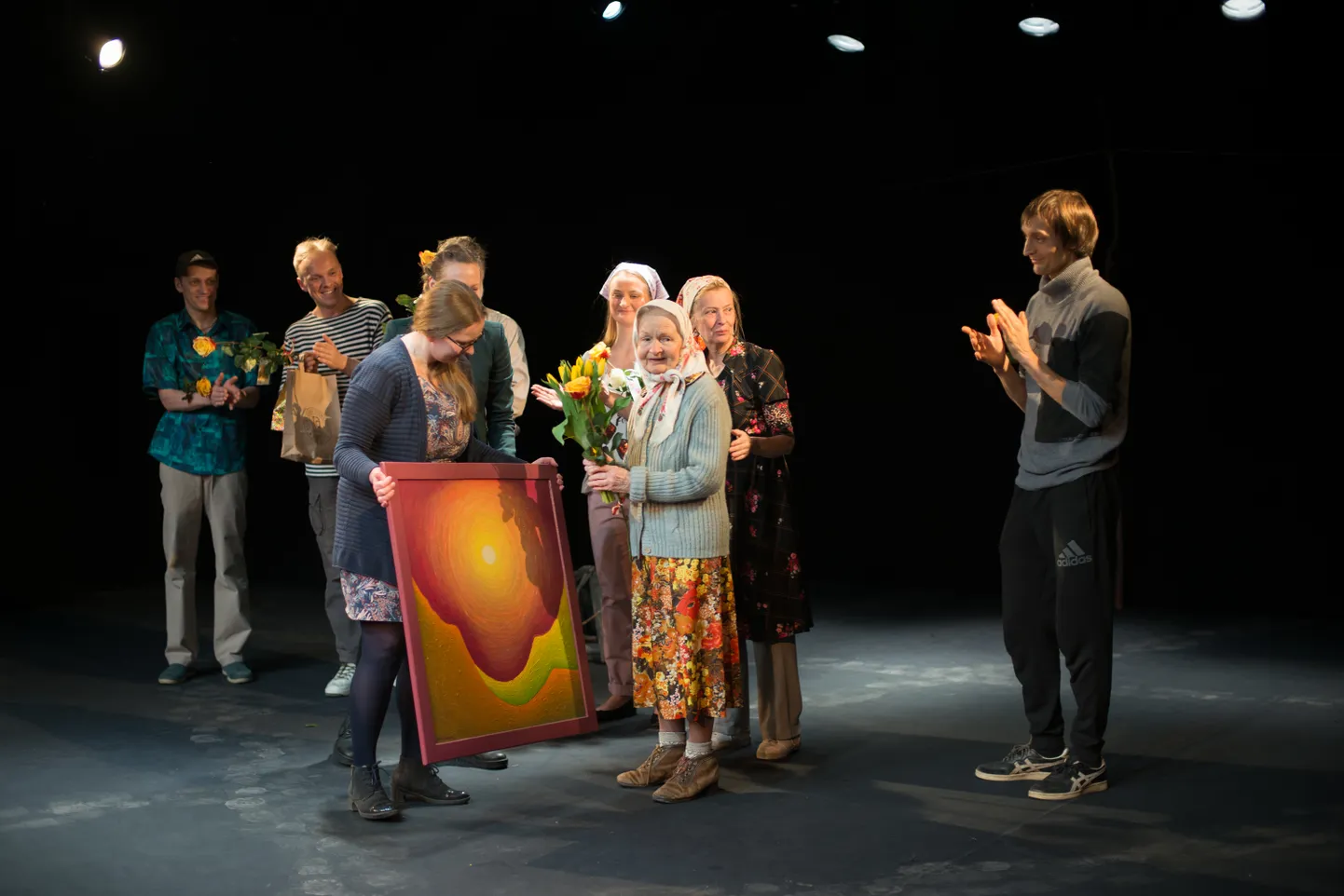 Hea Teatri Auhinna laureaat on näitleja Ester Pajusoo. Auhind anti üle 7. märtsil Eesti Draamateatris lavastuse «Jaanipäev» viimasel etendusel. Laureaadile kingitakse alati ühe eesti kunstniku teos, seekord noore maalikunstniku Mirjam Mölder-Mikfelti «Valguse algus».