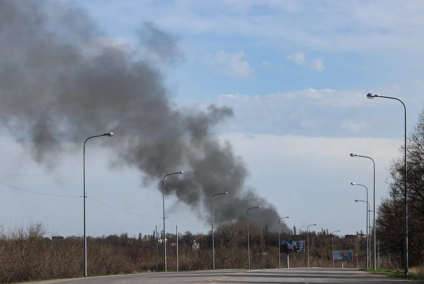 10. aprillil sai Dnipro lennujaam Vene vägedelt tabamusi. Sõda läheneb ka Dniprole.