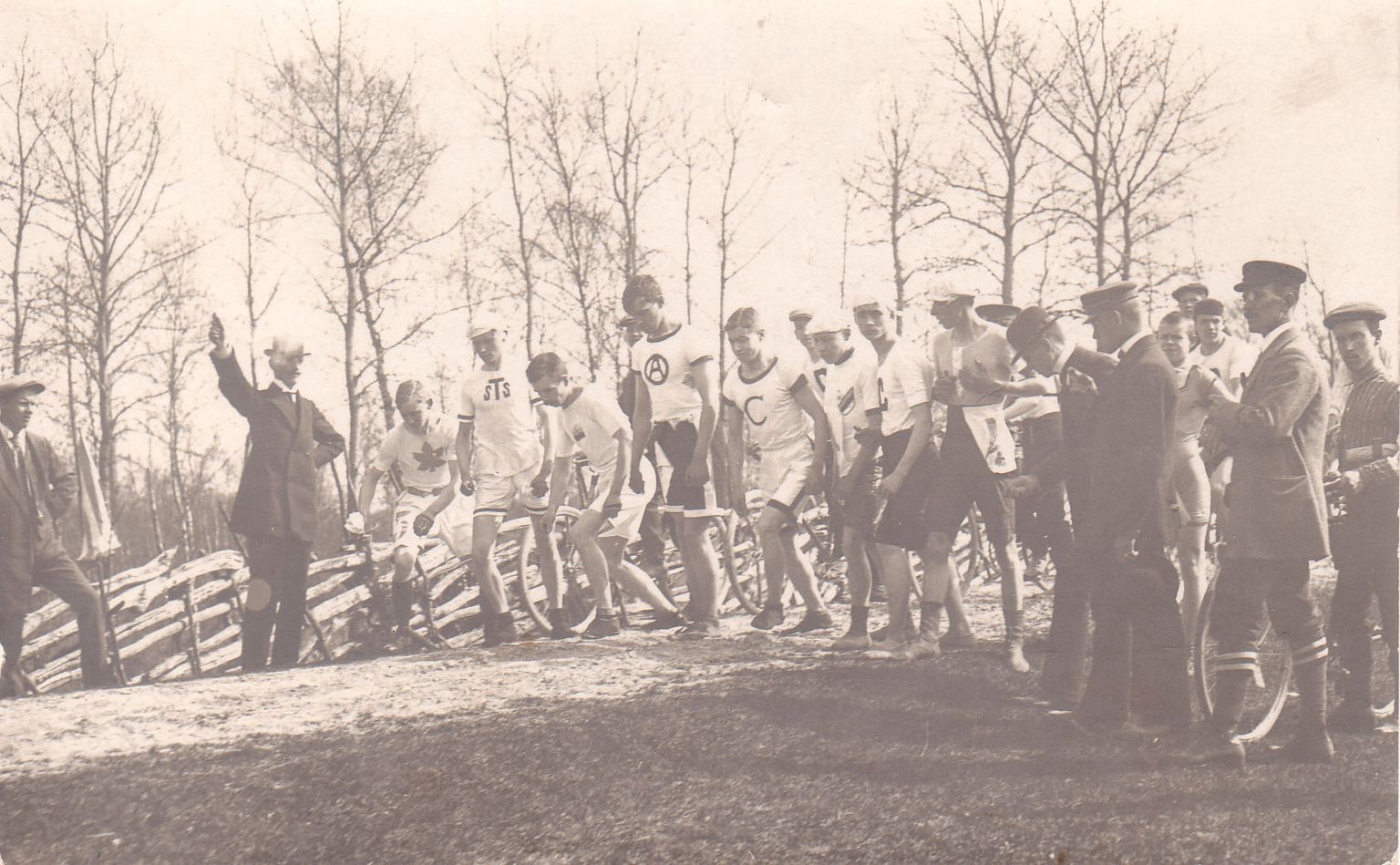 Старт первого эстонского марафона в 1913 году.