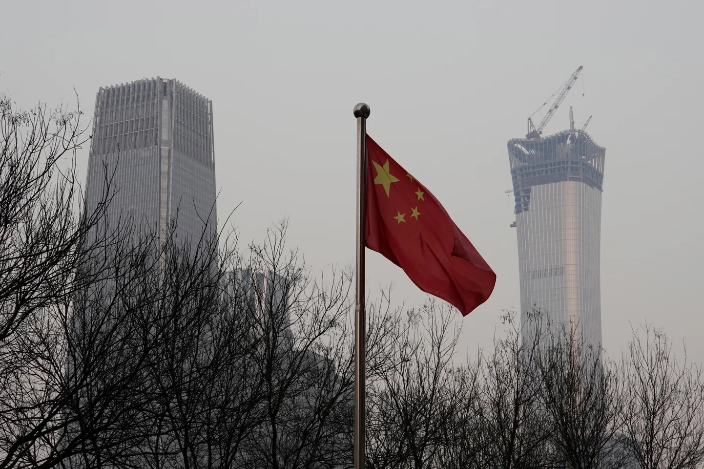 China World Trade Centeri III torn ja ehitamisel olev China Zun Tower Pekingis.