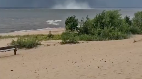 Pri Saulkrastih in Zvejniekciemu so opazili mogočen vodni stolpec