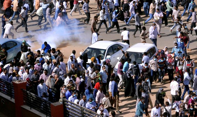 Sudaanis on meeleavaldajaid rünnatud nii pisargaasi kui kumminuiadega.