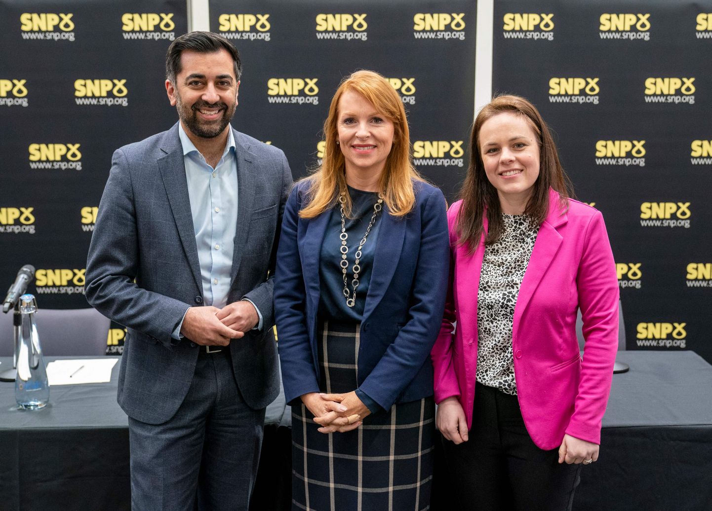Šoti Rahvuspartei (SNP) ja esimese ministri kandidaadid (vasakult) Humza Youzaf, Ash Regan ja Kate Forbes.