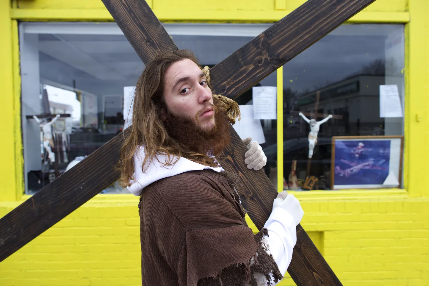 Mees riietatud Jeesus Kristuseks
