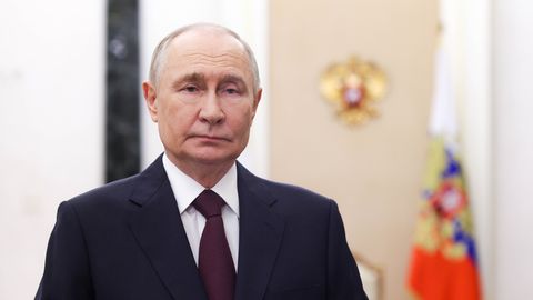 Putin on sokutanud rahakraani juurde enneolematul arvul sugulasi