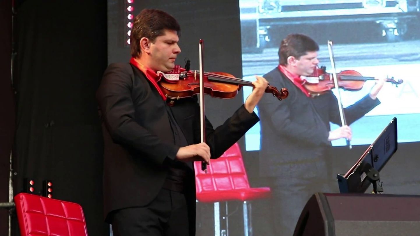 Viiuldaja Yevgeniy Kostrytskyy on võitnud mitmeid rahvusvahelisi konkursse.