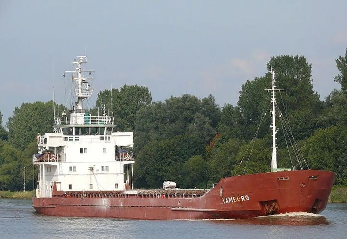 Taani majakat ramminud Vene kaubalaev Jamburg.