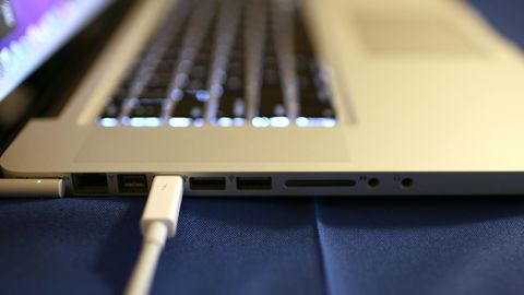 Как правильно заряжать ноутбук, чтобы продлить срок службы батареи
