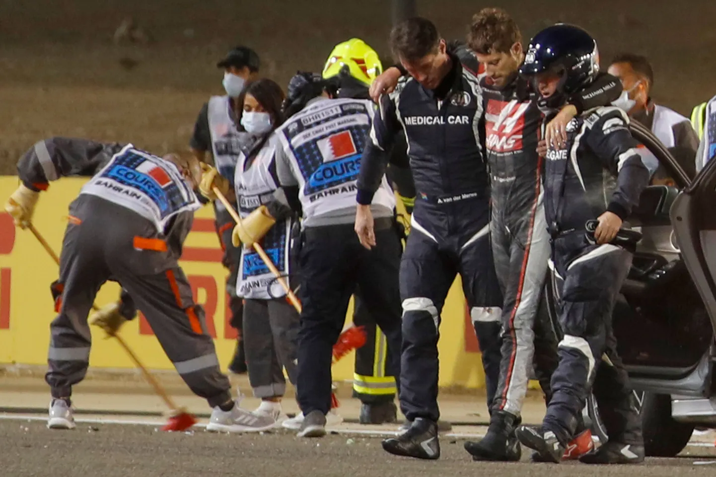 Romain Grosjean 30. novembril Bahreini GP-l, mil ta sattus Haasi F1-autoga raskesse avariisse.