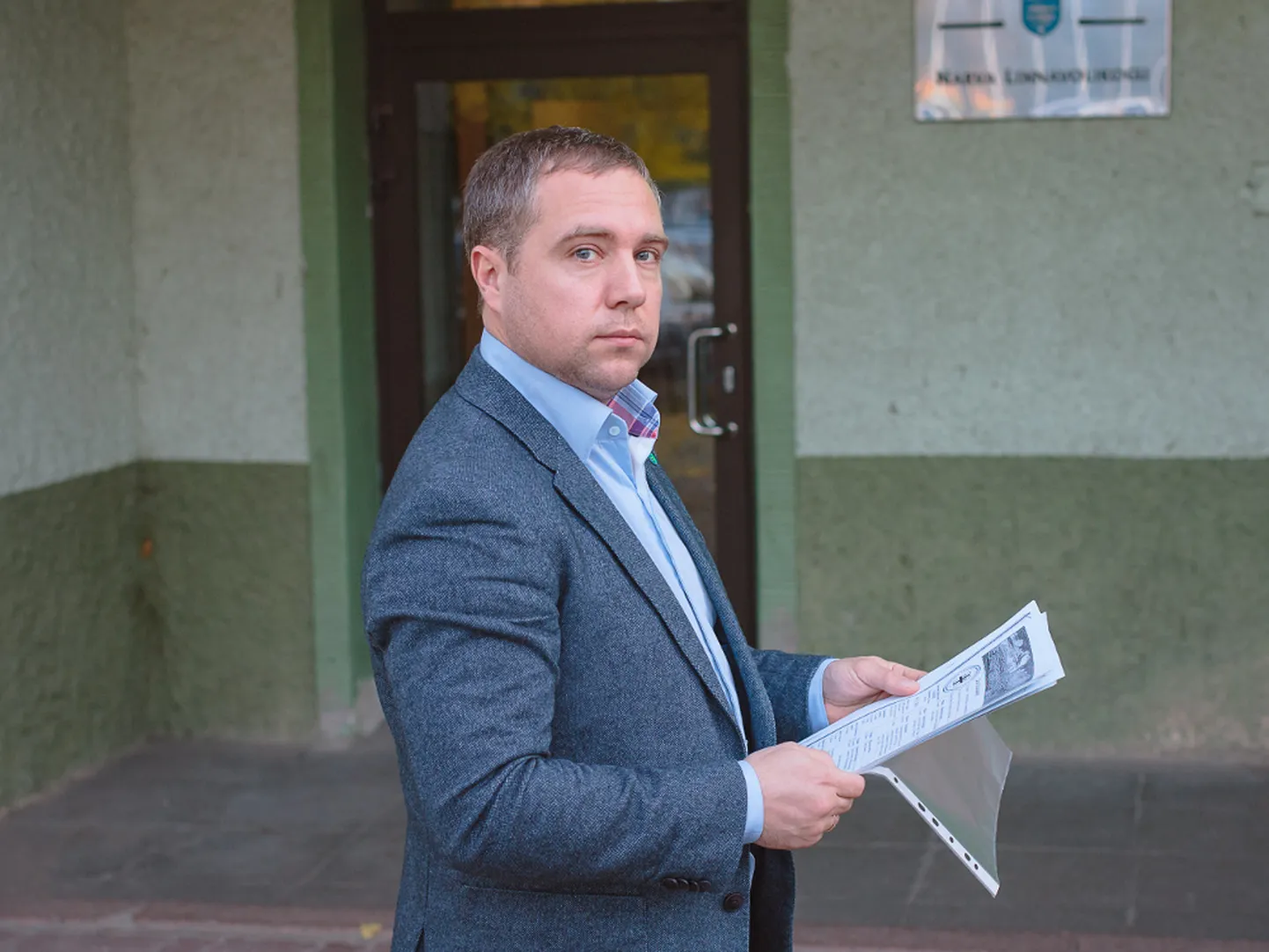 Ants Kutti sai üleeile teada, et riigikohus võttis menetlusse tema vaidluse Narva linnavolikoguga, milles võimul olev tsentristlik enamus ignoreerib opositsionääride seaduslikku õigust kuuluda vähemalt ühte komisjoni.

ILJA SMIRNOV/ARHIIV