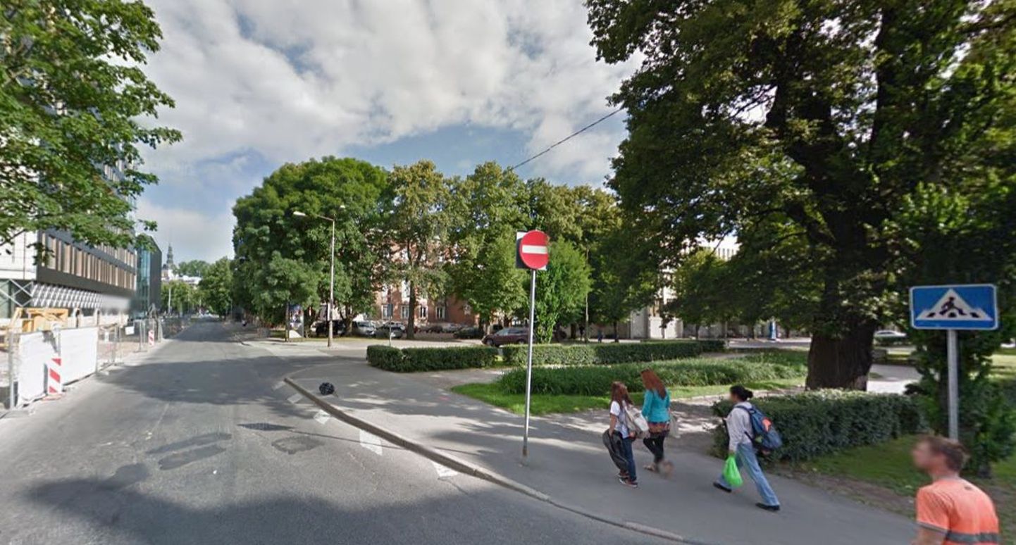 На отрезке между улицей Сакала и бульваром Рявала движение по улице Кентманни станет двухсторонним.