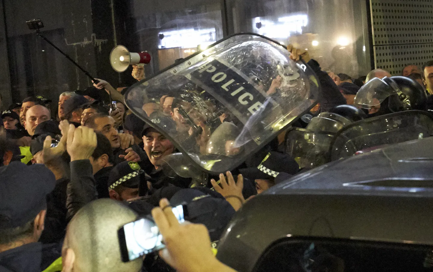 Фильм о геях вызвал протесты в Грузии.
