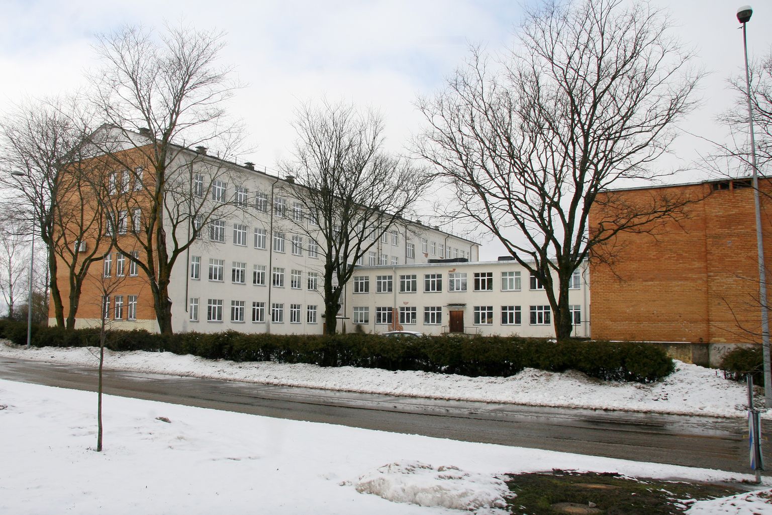 Ярвеская школа города Кохтла-Ярве.
