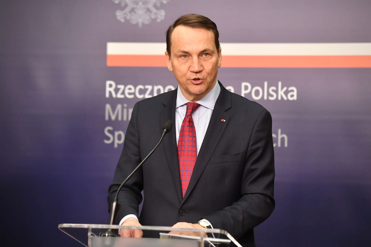 Polijas ārlietu ministrs Radoslavs Sikorskis.