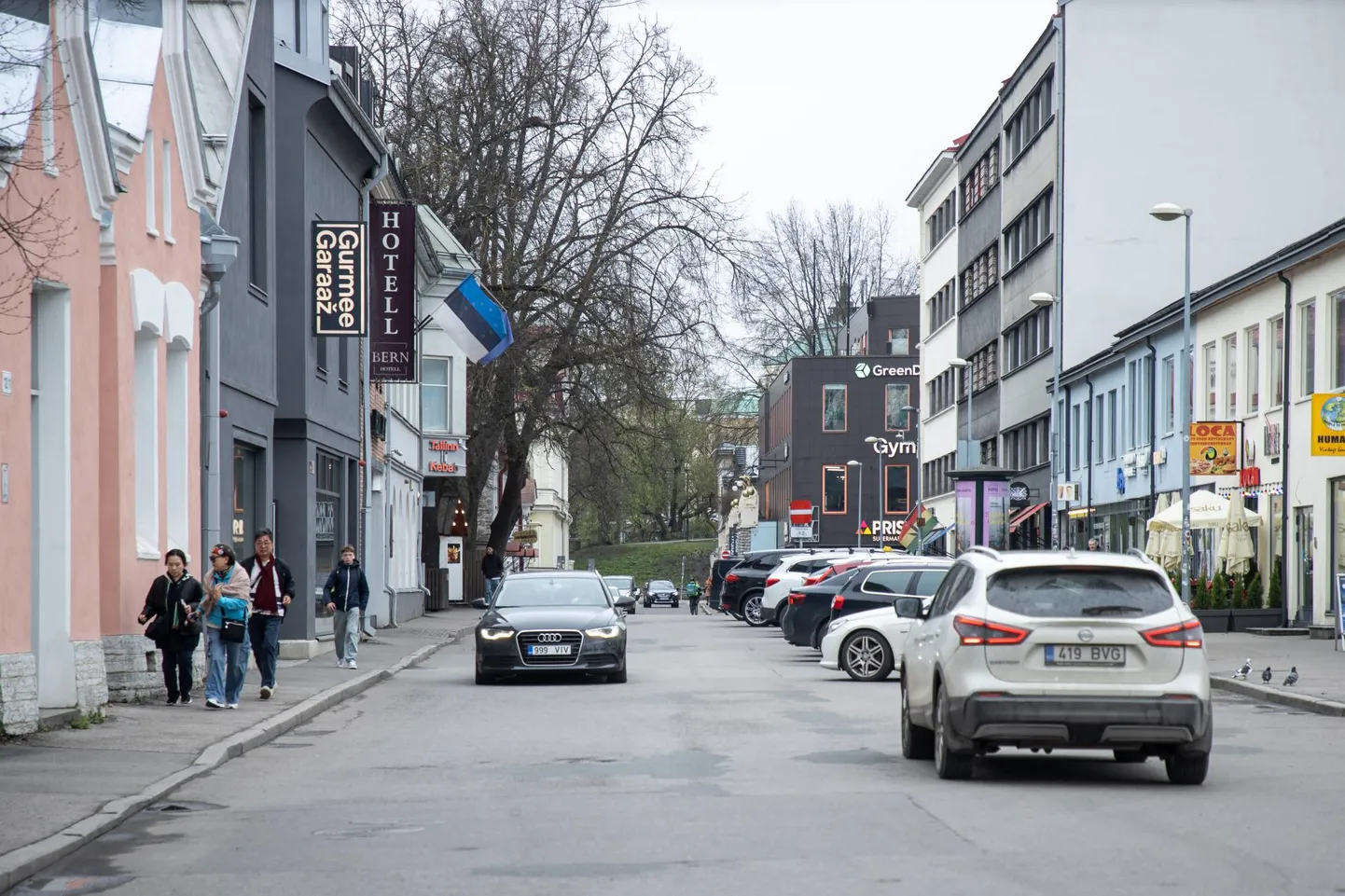 Aia tänav muudetakse jalakäijatele mõeldud suvetänavaks, kus autodele jääb vaid üks sõidurada.