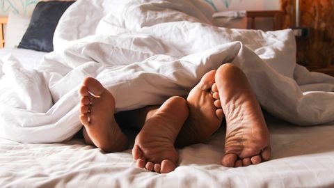 Как удовлетворить мужчину в постели: девять важных моментов