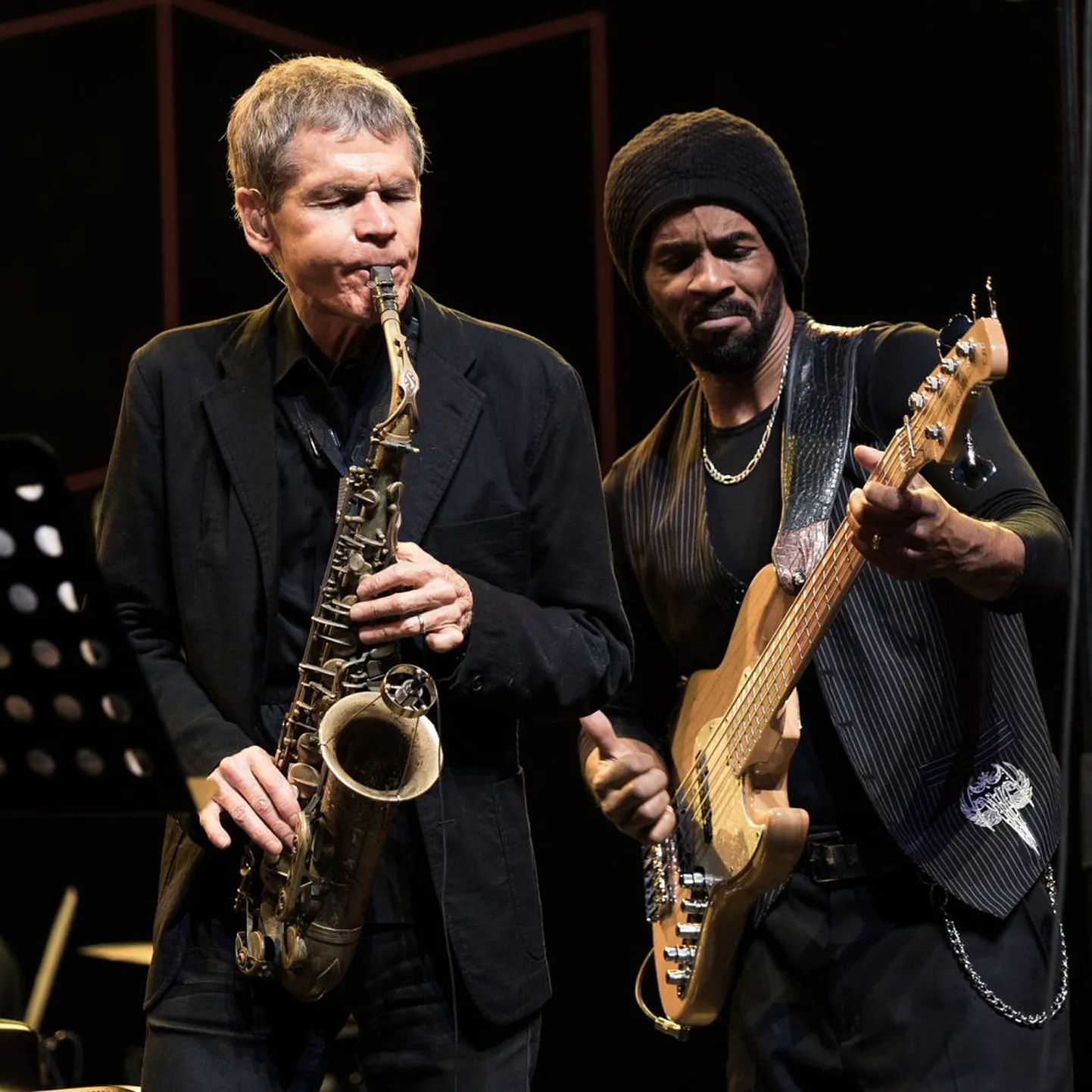 Energia- Saksofonist David Sanborn ja bassimees Andre Berry Jazzkaarel