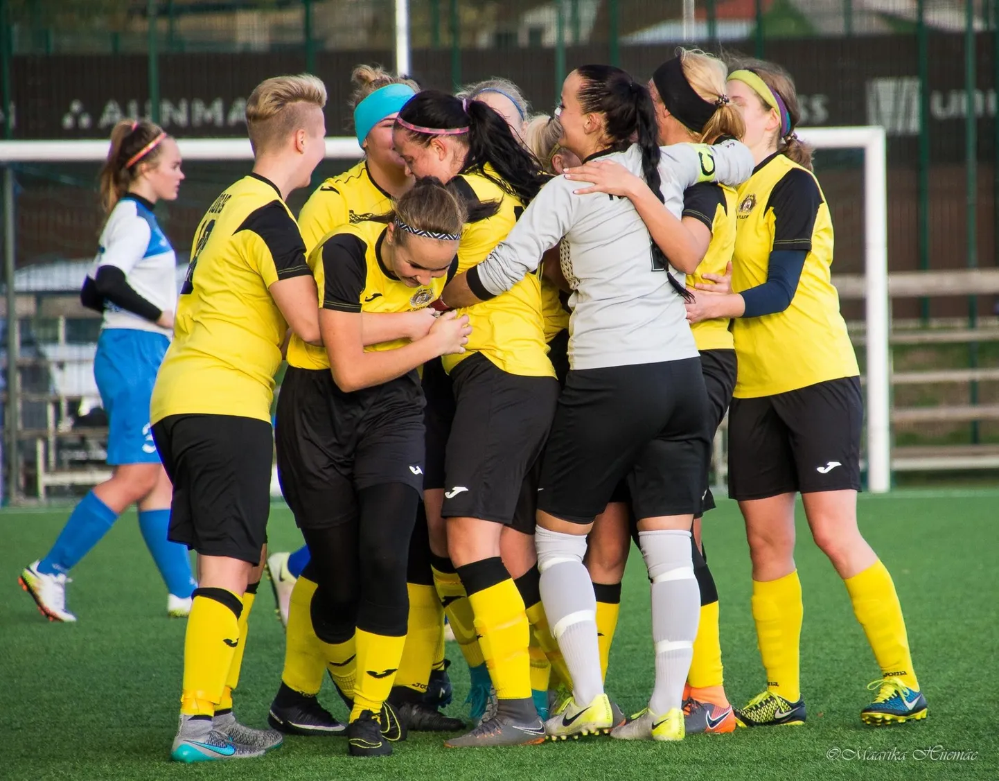 Algaval Eesti jalgpalli meistriliiga hooajal saab lisaks Viljandi Tuleviku esindusmeeskonnale pöidlaid hoida ka Tuleviku ja Suure-Jaani Unitedi ühendnaiskonnale.