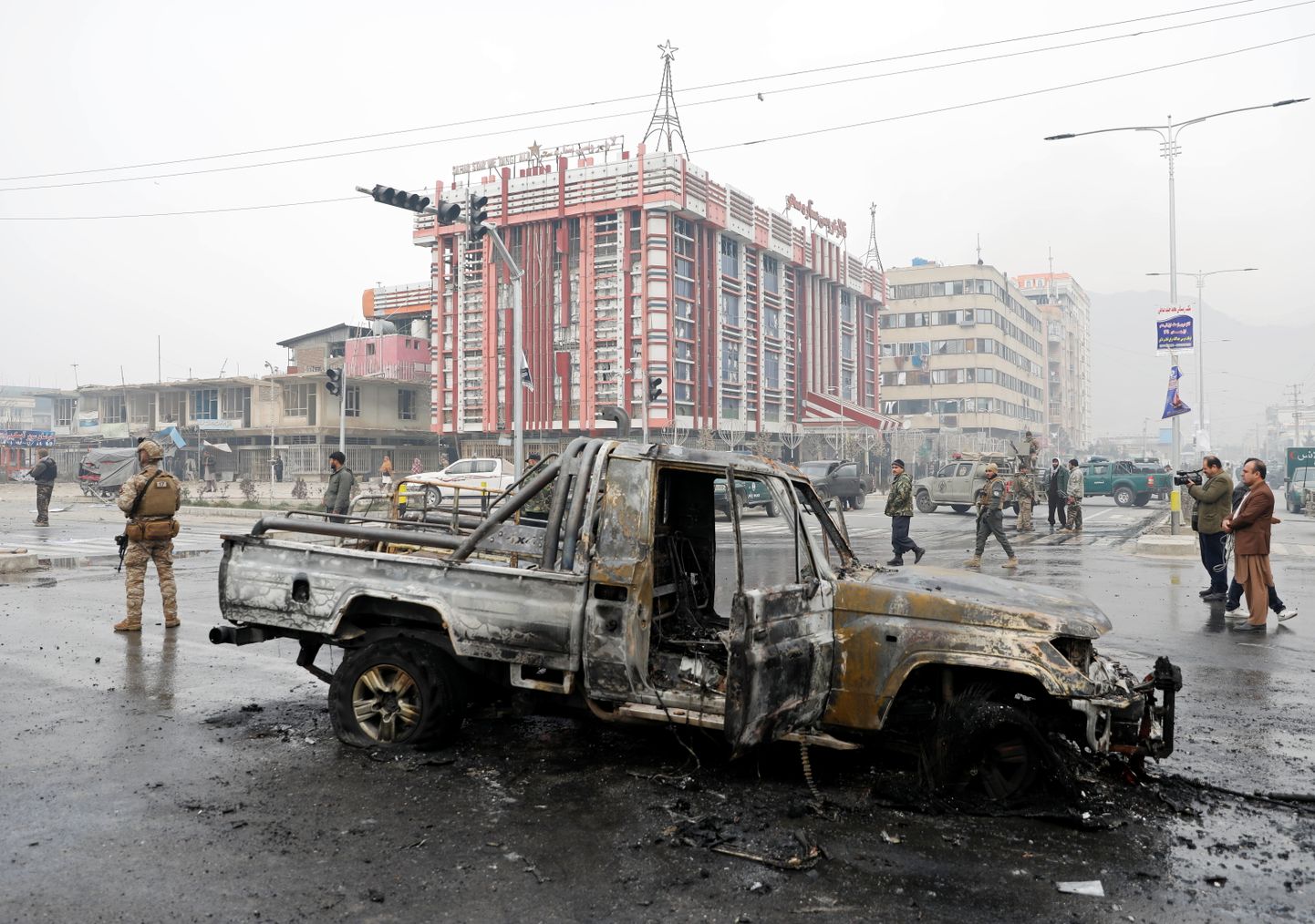 Kabulis 20. detsembri autopommirünnakus hävinenud sõiduk.