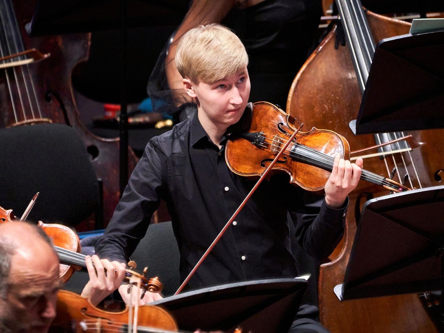 Elleri nimelises muusikakoolis peetaval kontserdil astub üles ka viiuldaja Hans Christian Aavik.