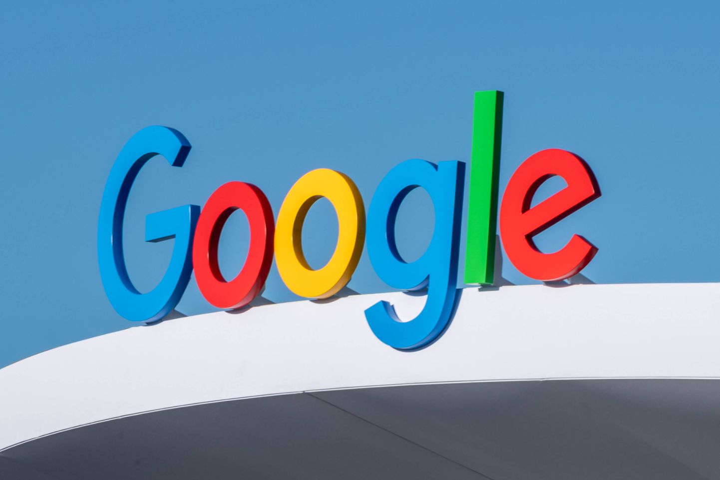 Google'i logo Las Vegase Convention Centeris 11. jaanuaril 2024.
