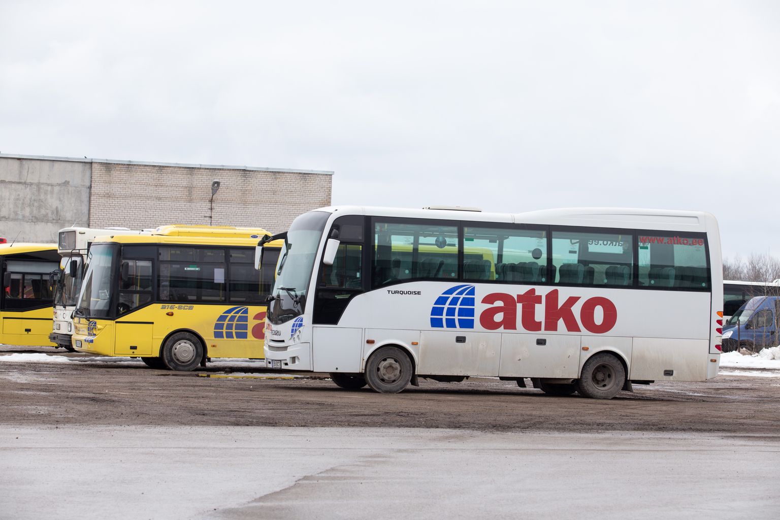 Viljandimaal bussiliiklust korraldav ühistranspordikeskus ootab ettepanekuid avaliku liiniveo võrgu tihendamiseks.