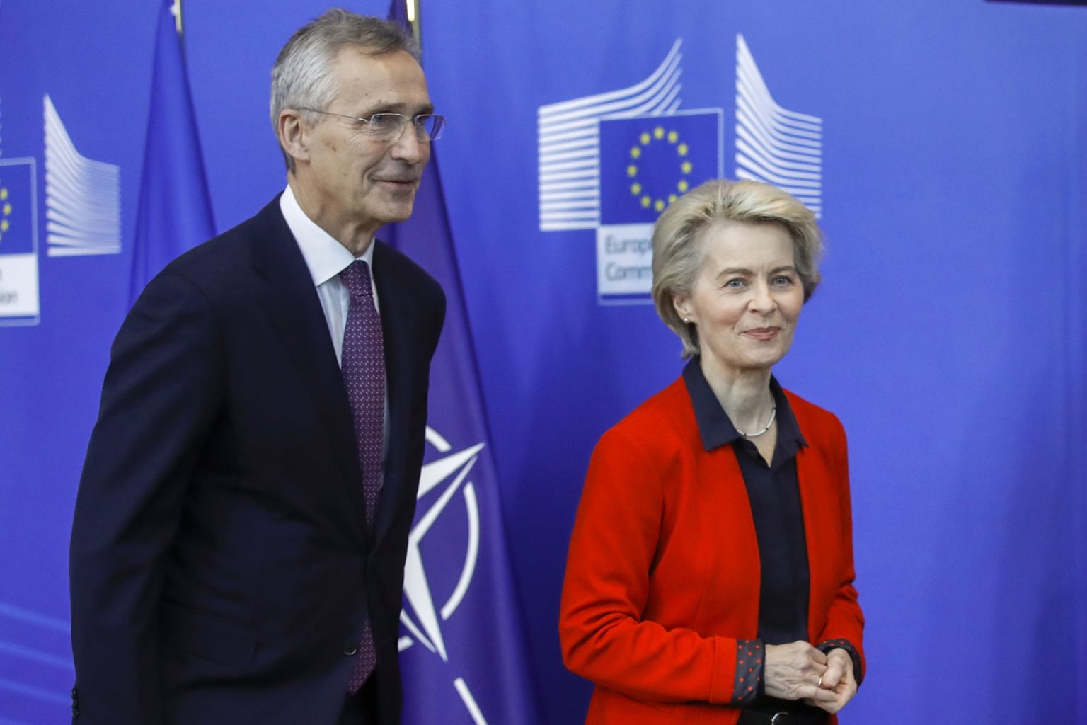 Глава Еврокомиссии Урсула фон дер Лейен и генеральный секретарь НАТО Йенс Столтенберг.