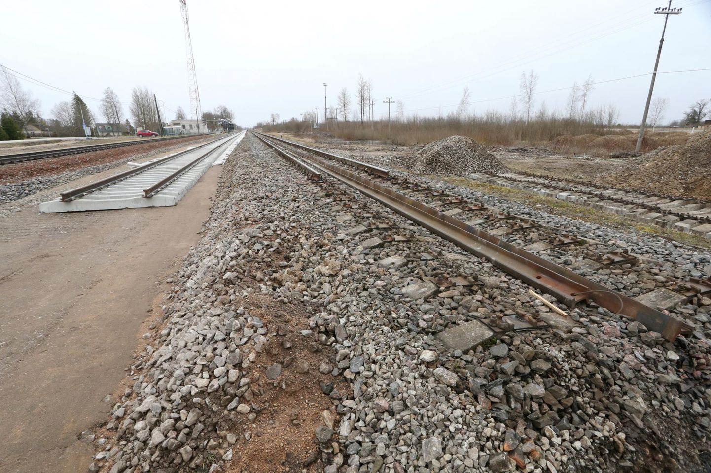 Osa raudtee remonditöid on Tabivere jaama lähistel juba tehtud. Nüüd algab juuni lõpuni käiv remont Tabivere ja Kärkna vahel.
