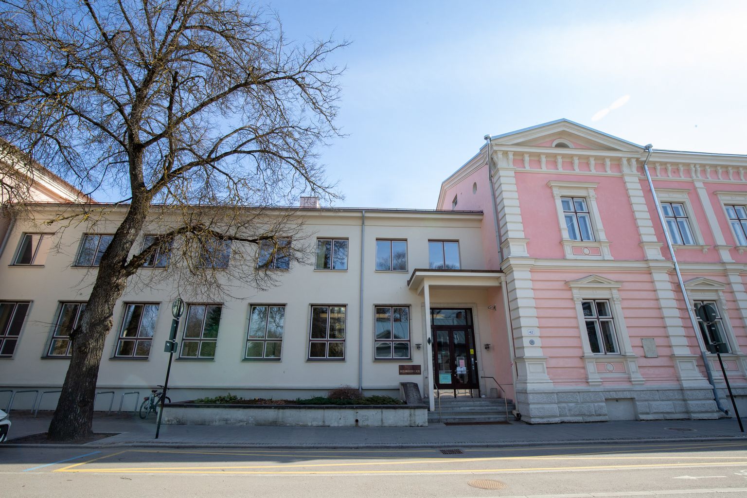 Eesti kirjandusmuuseum Vanemuise tänavas.