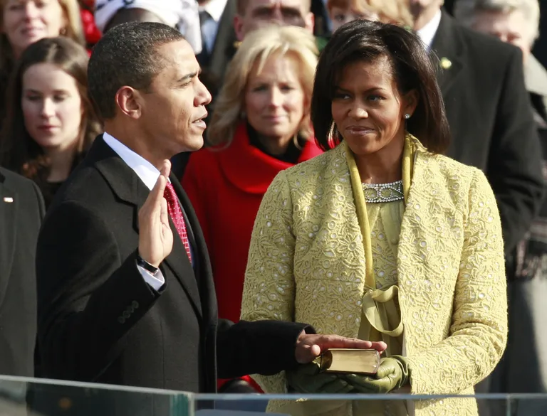 USA 44. president Barack Obama andis ametivande 20. jaanuaril 2009. Ta naine Michelle Obama hoiab piiblit