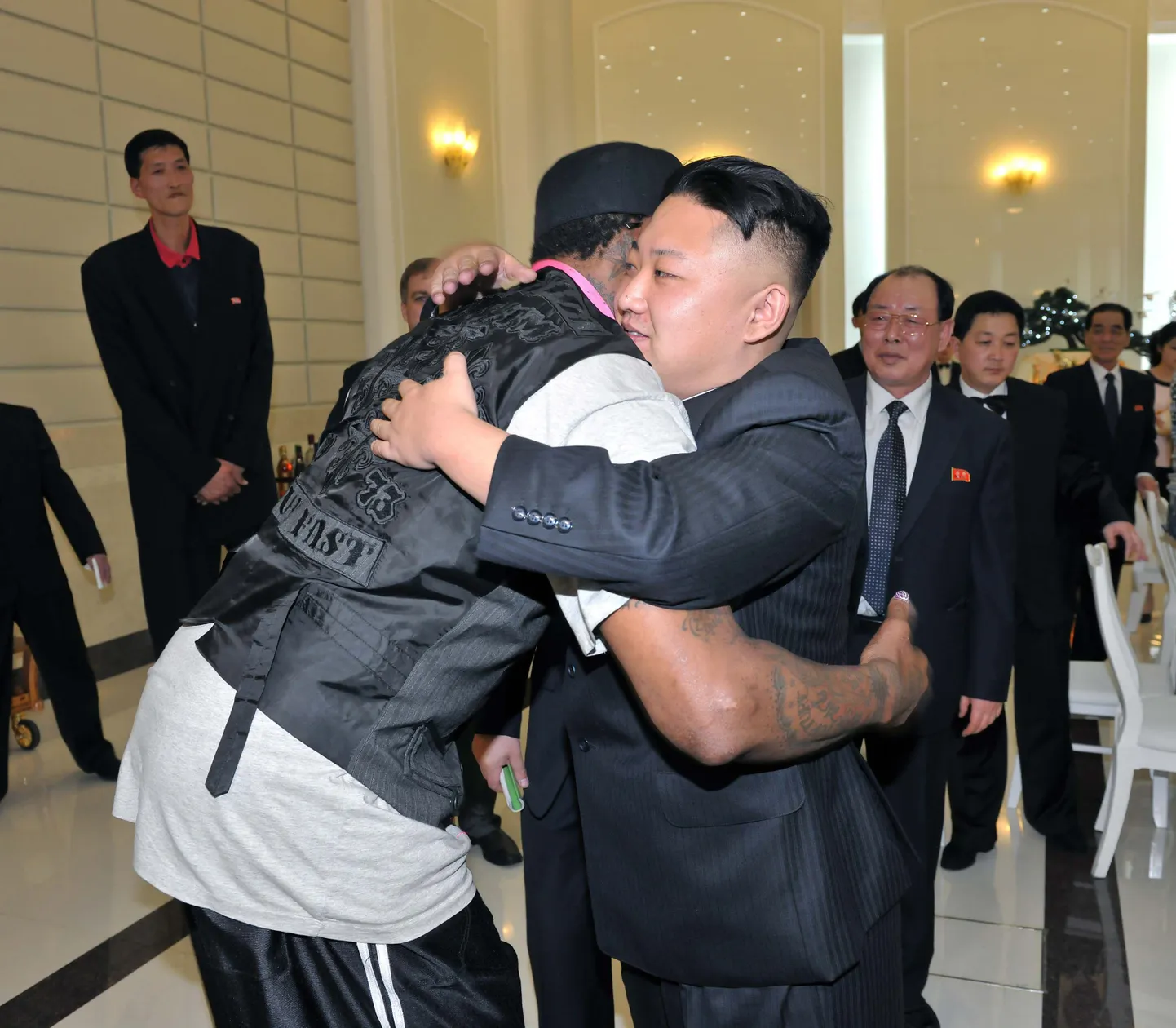 Põhja-Korea liider Kim Jong-Un (paremal) on näidanud ennast suure korvpallisõbrana, kuid seni ei ole teada, kuidas ta suhtub kergejõustikusse.