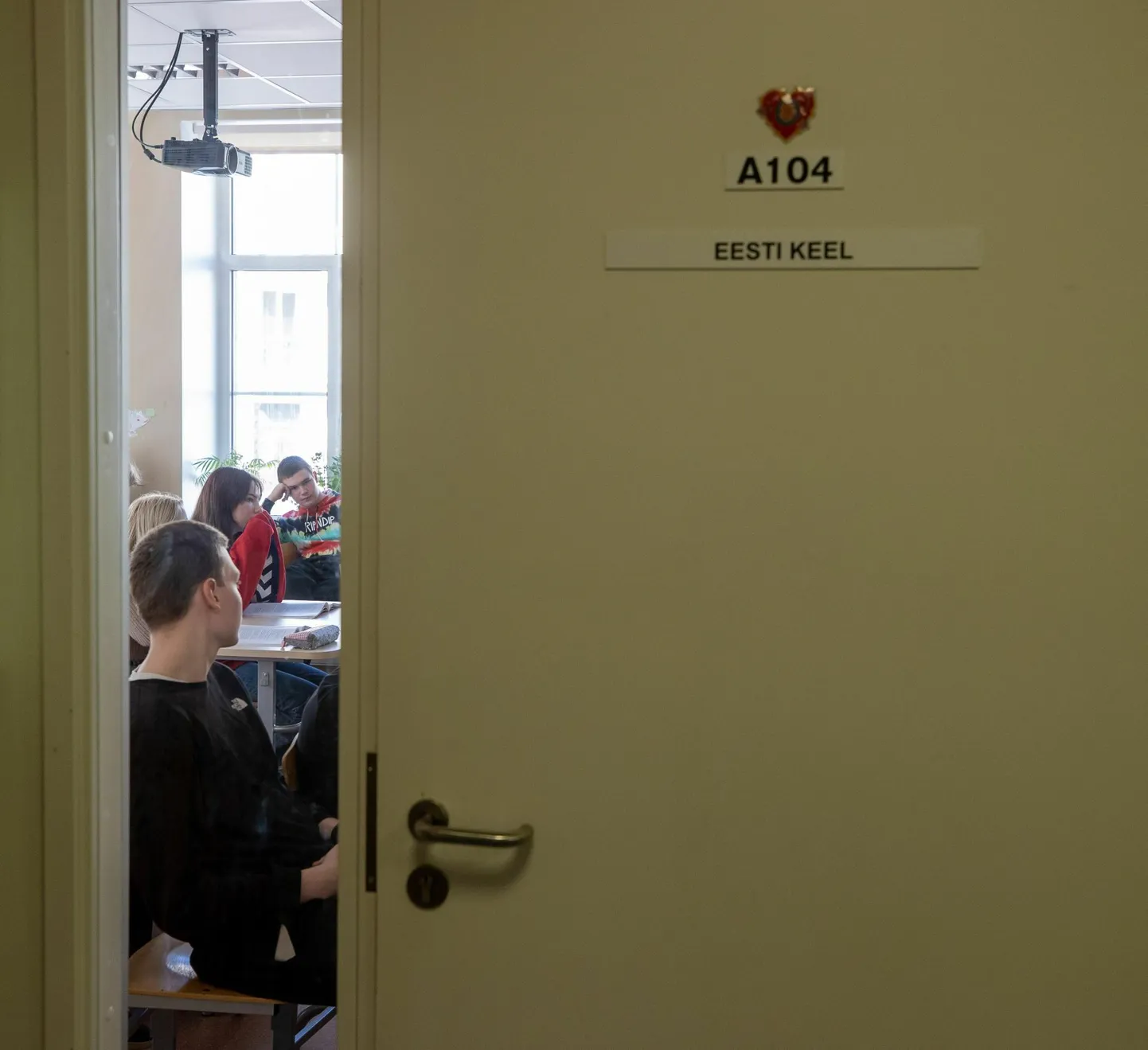 Tallinna humanitaargümnaasiumi mulluse 9. klassi eesti keele tund.