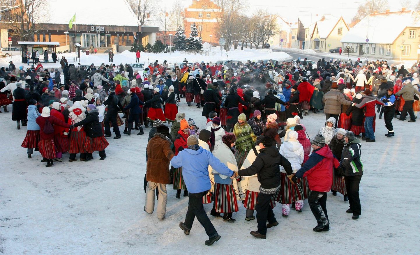 Eesti juubeliaasta viimasel päeval tantsitakse maha sajandi suurim ühistants. Foto on illustratiivne.