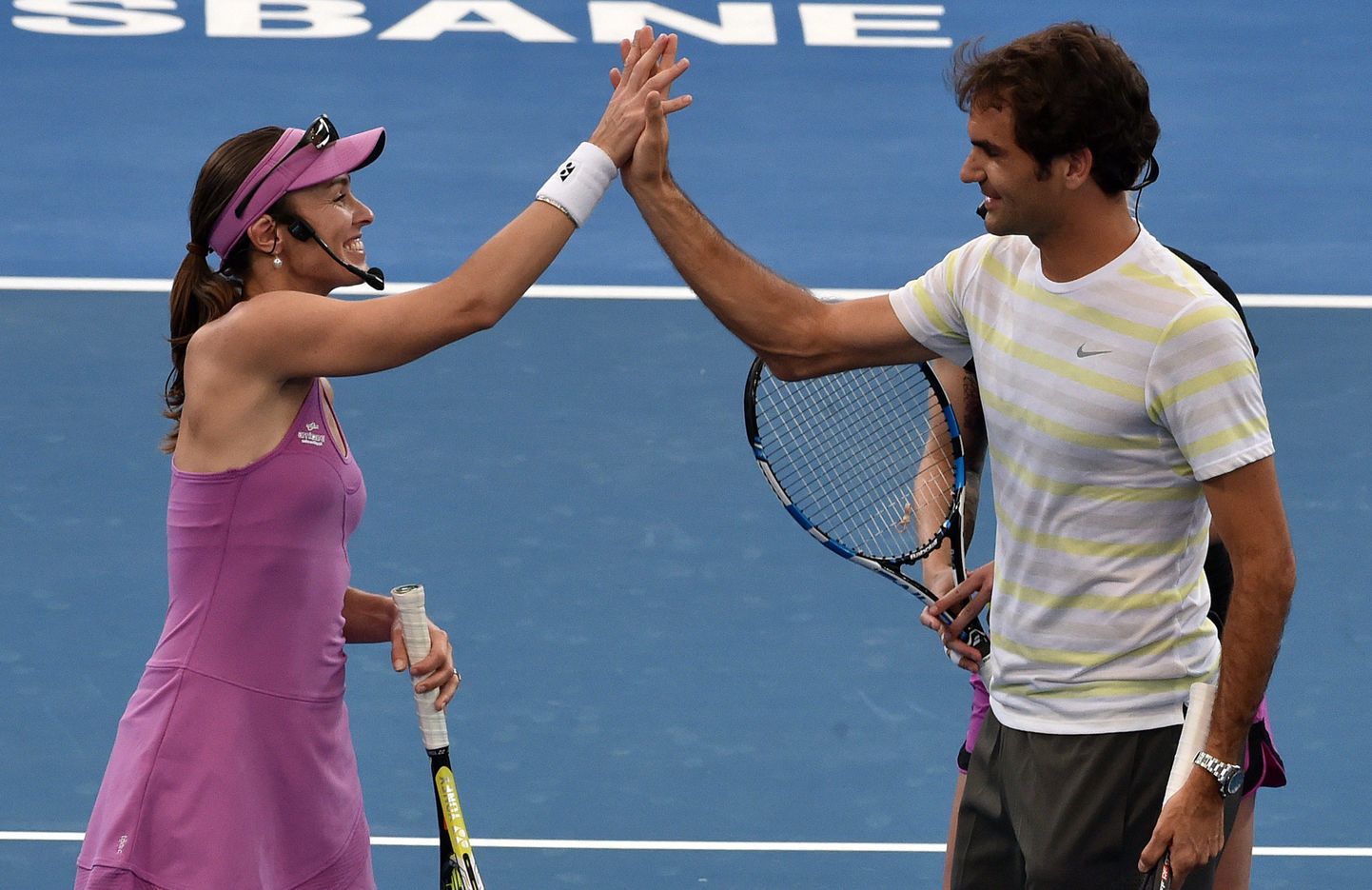 Roger Federer ja Martina Hingis jaanuaris Brisbane'is peetud näidismatšis. Viimati olid nad päris turniiril koos 2001. aastal.