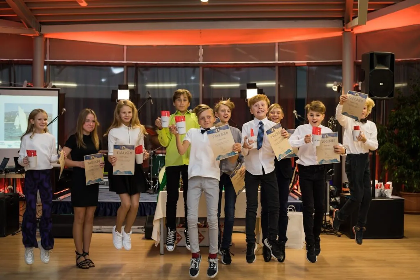 Optimist klassi purjetajad