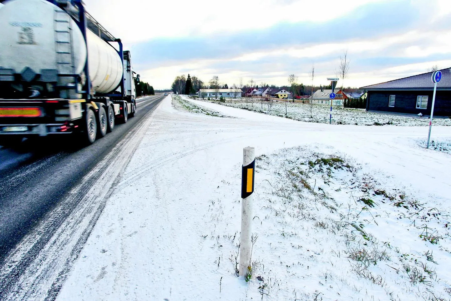 Tartu-Jõgeva maantee algusesse jäävate uusasumite juurde rajatakse järgmise aasta jooksul senisest märksa turvalisemad ristmikud.
